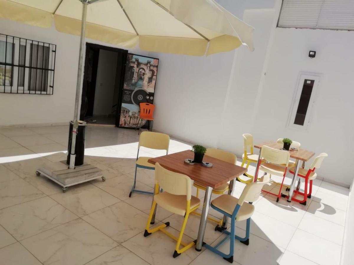 Sare Suites Downtown Antalya Exteriör bild